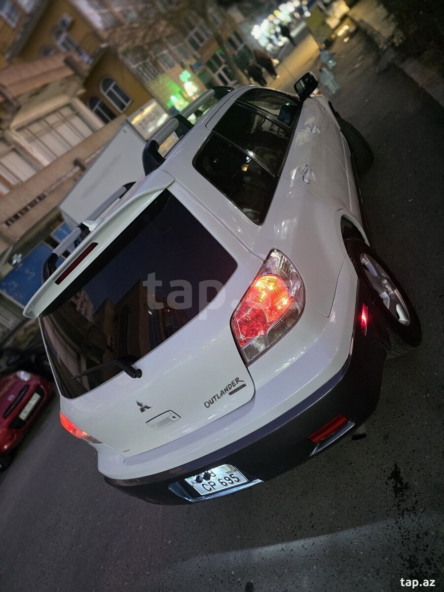Mitsubishi Outlander, 2002 il (14)