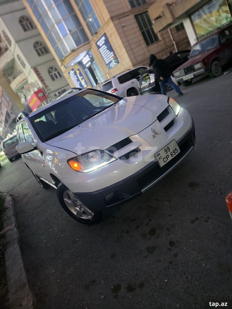 Mitsubishi Outlander, 2002 il (15)