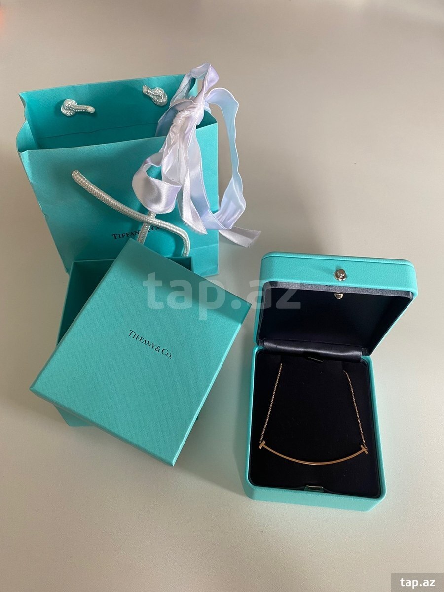 Qızıl boyunbağı Tiffany T Smile