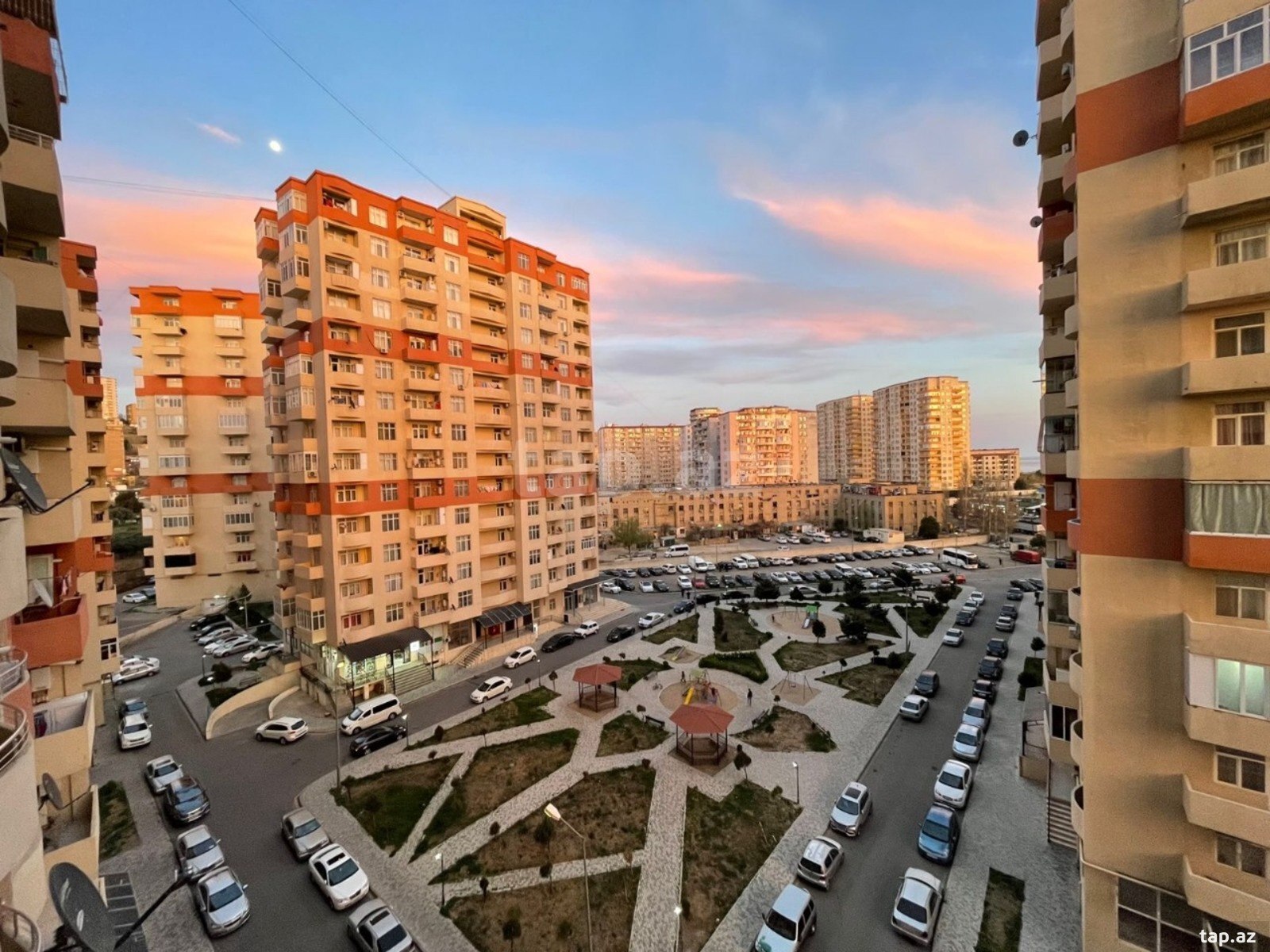 3-otaqlı yeni tikili, Sadiqcan küç., 93 m²