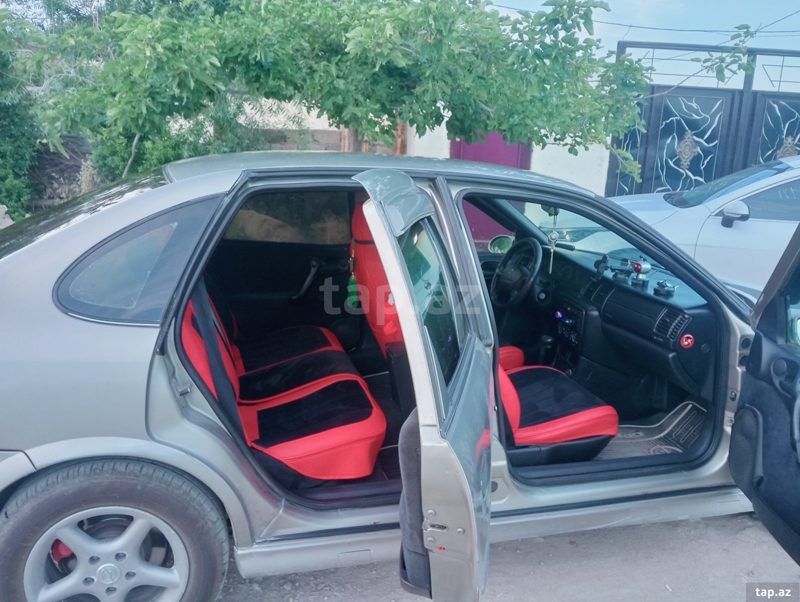 Opel Vectra, 1997 il (4)