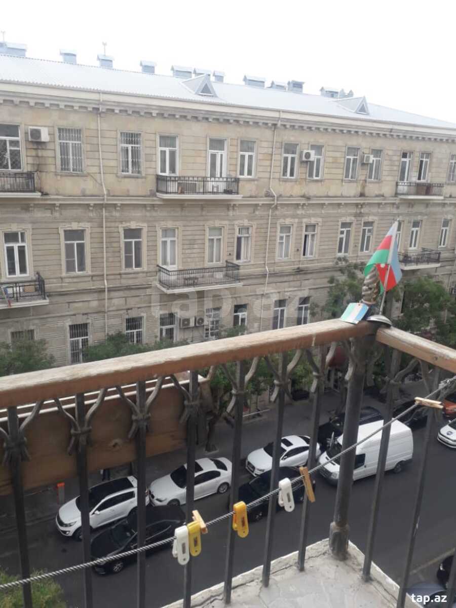 2-otaqlı mənzil kirayə verilir, Nizami küç., 60 m²
