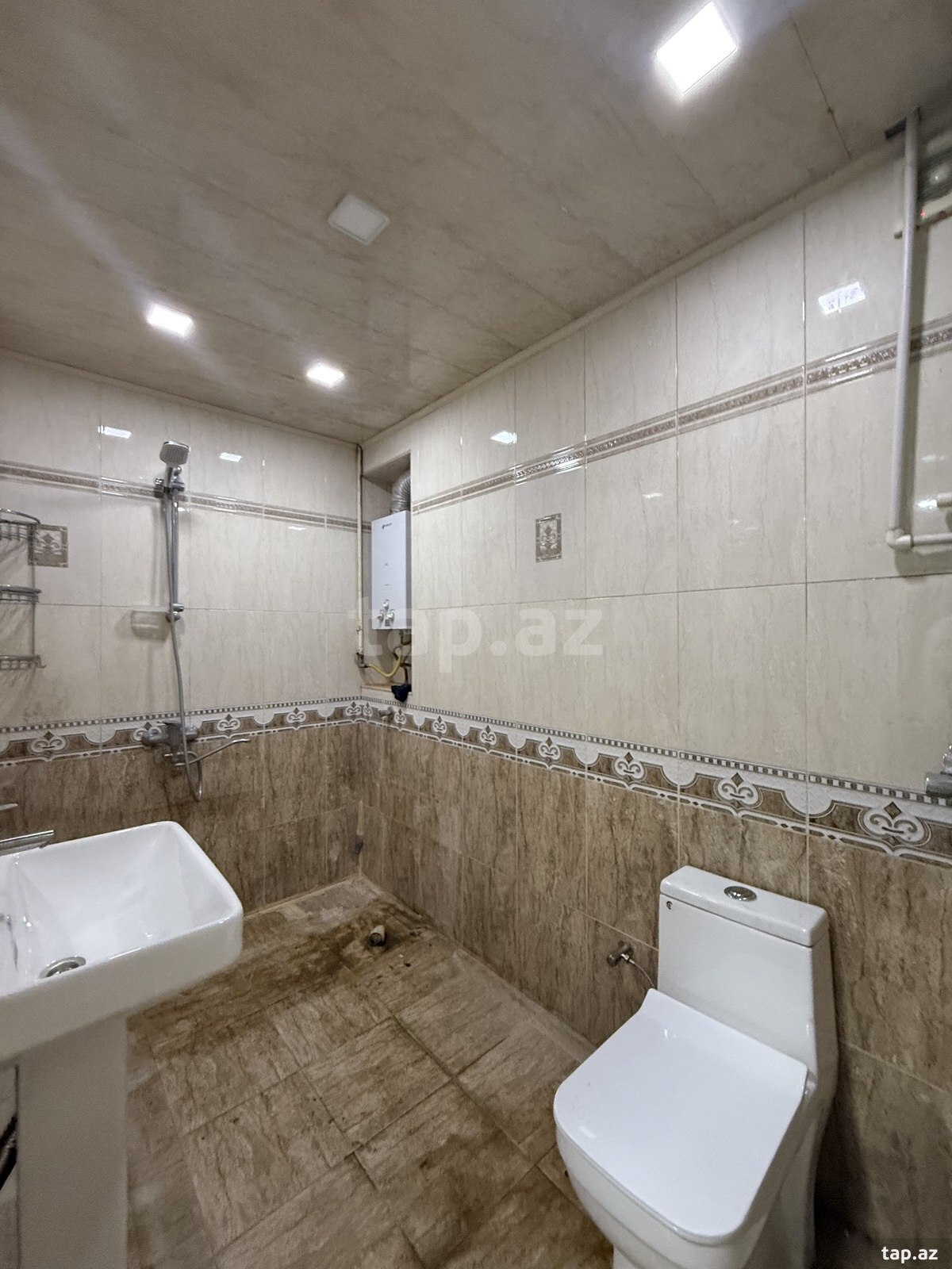 3-otaqlı mənzil kirayə verilir, Ziya Bünyadov küç. 13b, 70 m² (26)