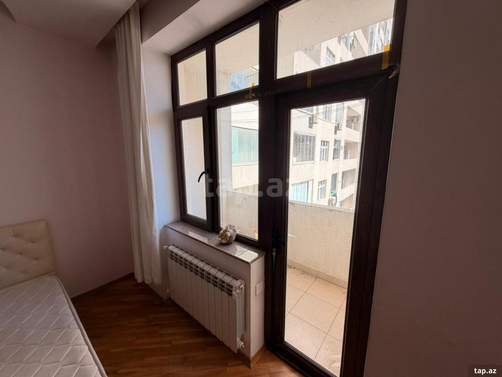 3-otaqlı yeni tikili kirayə verilir, Xətai m., 105 m²