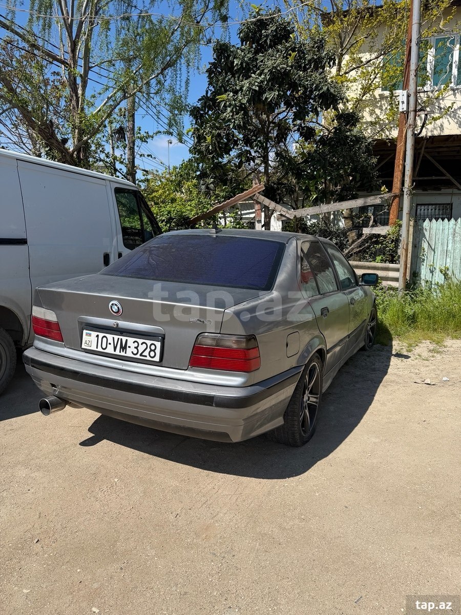BMW 318, 1994 il (2)