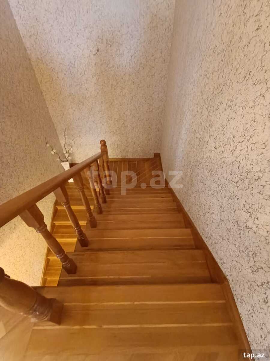 Həyət evi, Corat qəs. (28)
