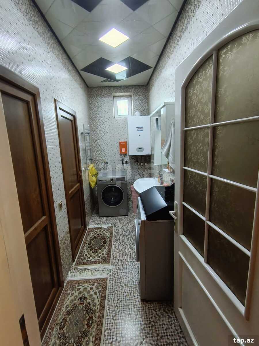 Həyət evi, Corat qəs. (25)