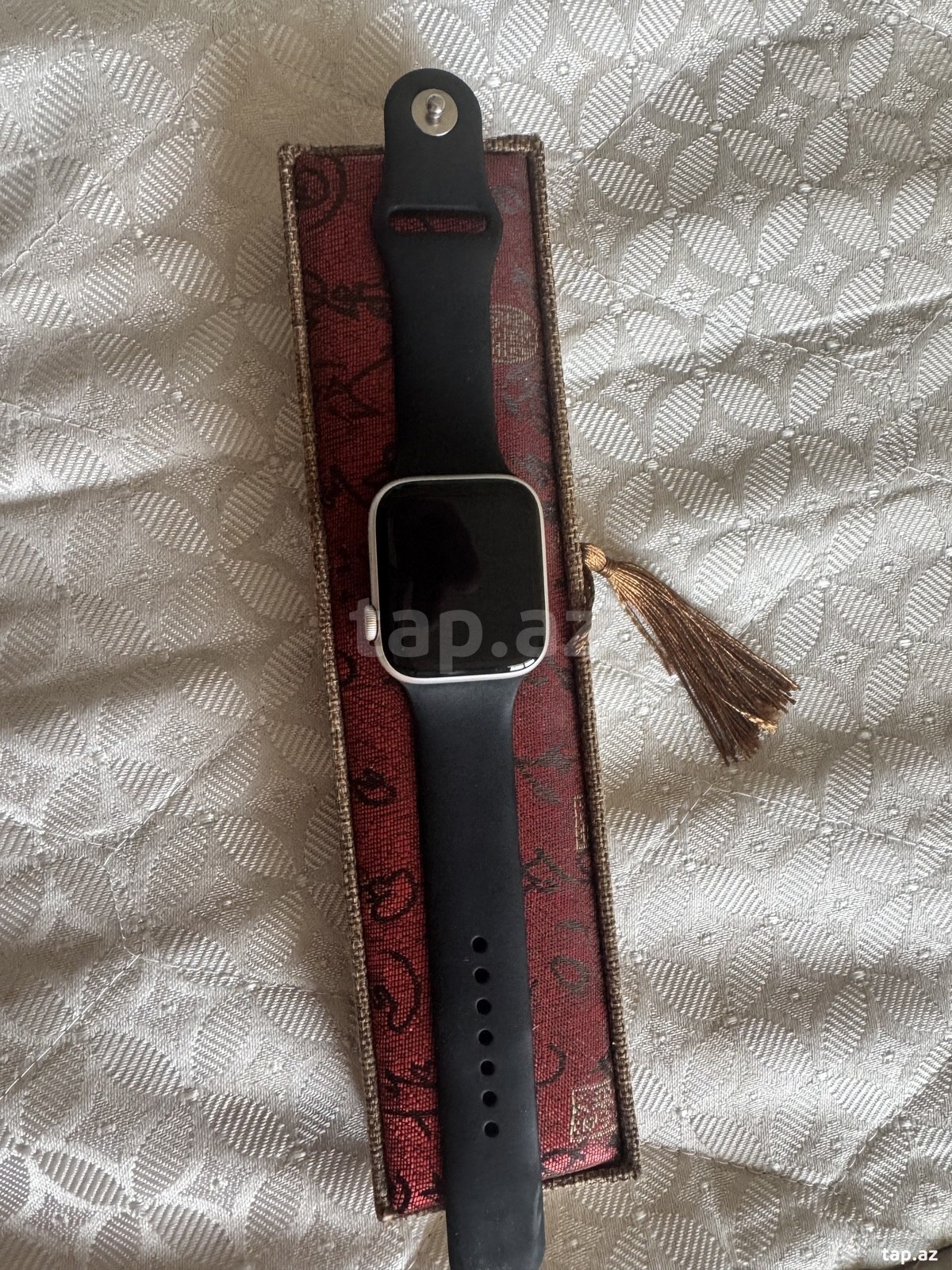 Apple Watch Series 4 Aluminum Space Gray 44mm