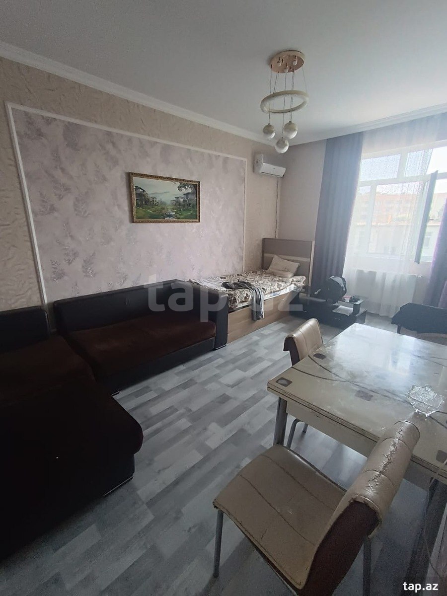 2-otaqlı mənzil kirayə verilir, Memar Əcəmi m., 50 m²