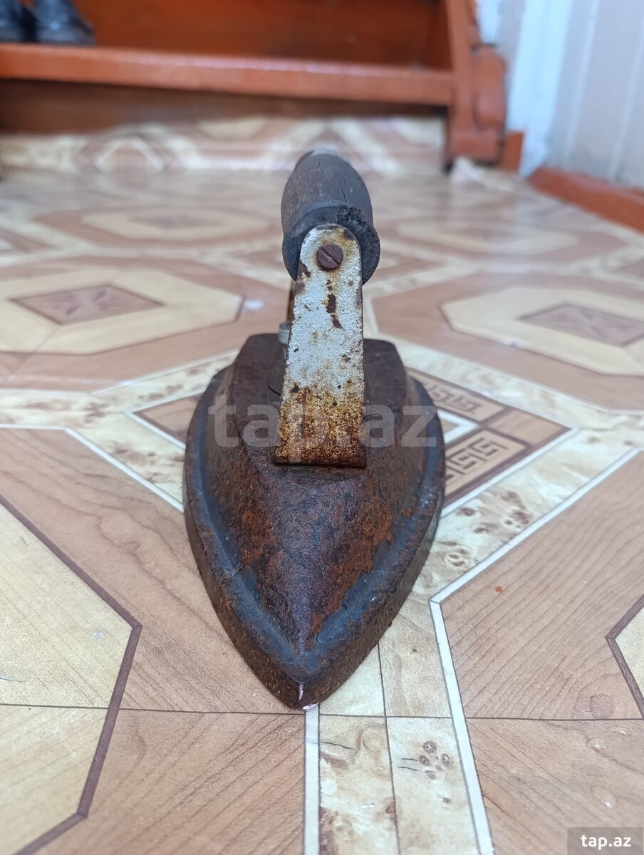 Qədimi ütü (4)