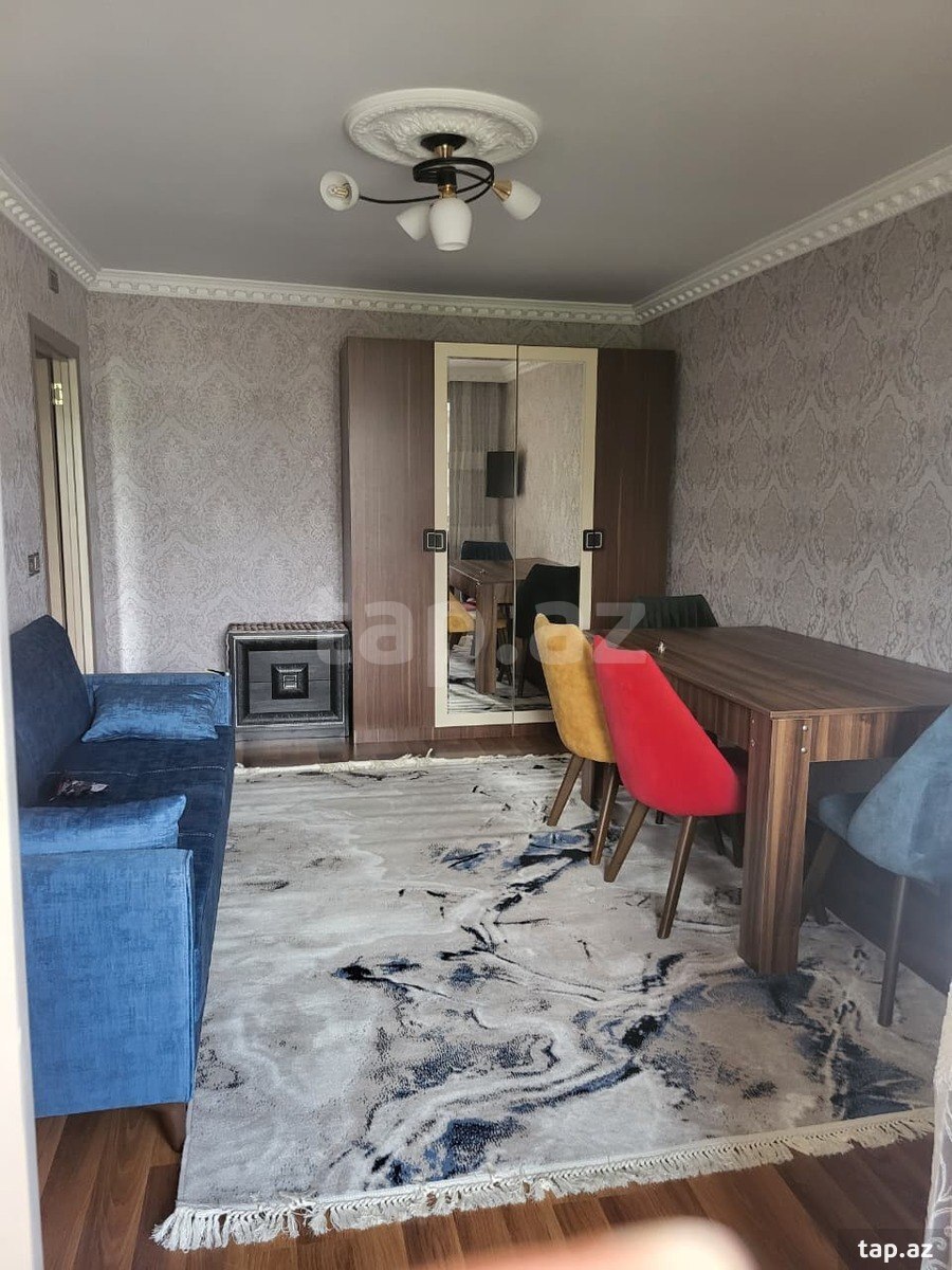 2-otaqlı mənzil kirayə verilir, İnşaatçılar m., 50 m²