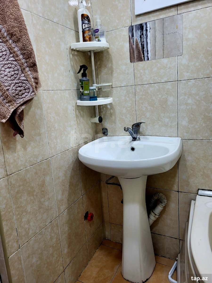 2-otaqlı mənzil kirayə verilir, İnşaatçılar m., 50 m² (9)
