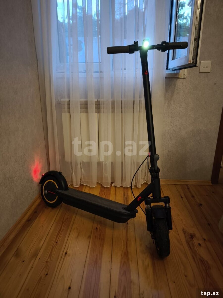 Scooter (2)