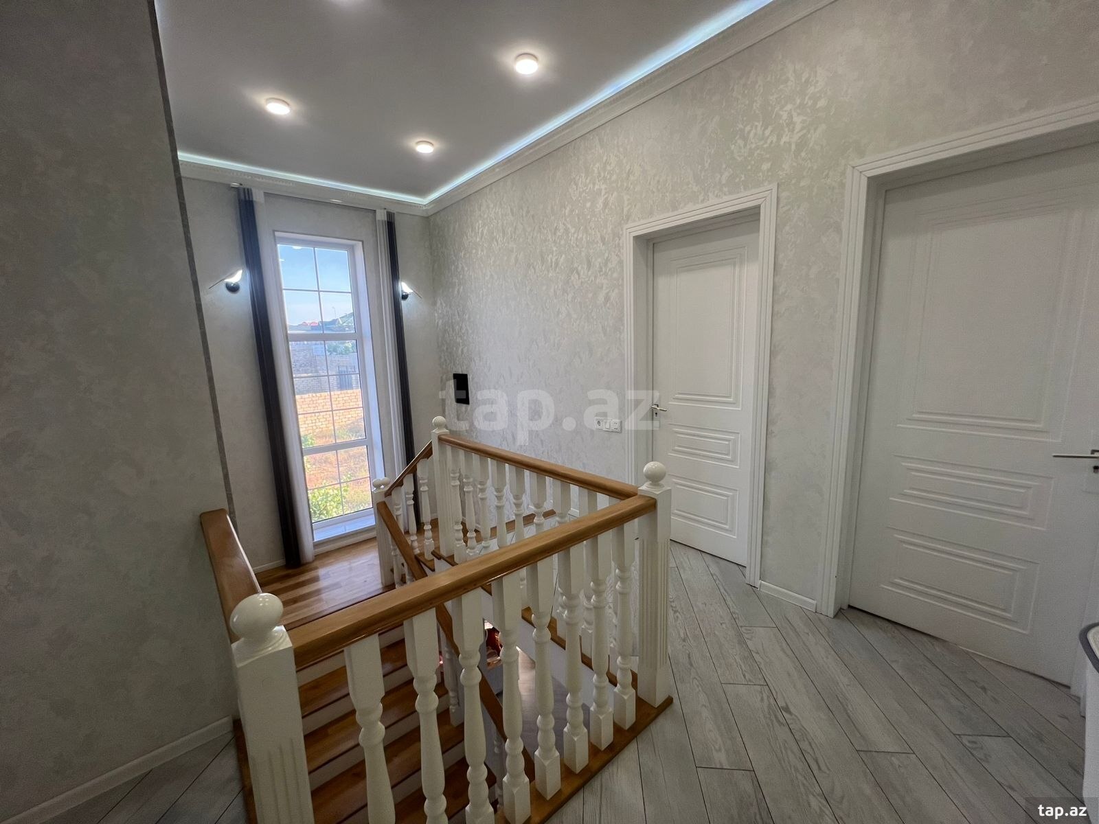 Villa, Saray qəs. (13)