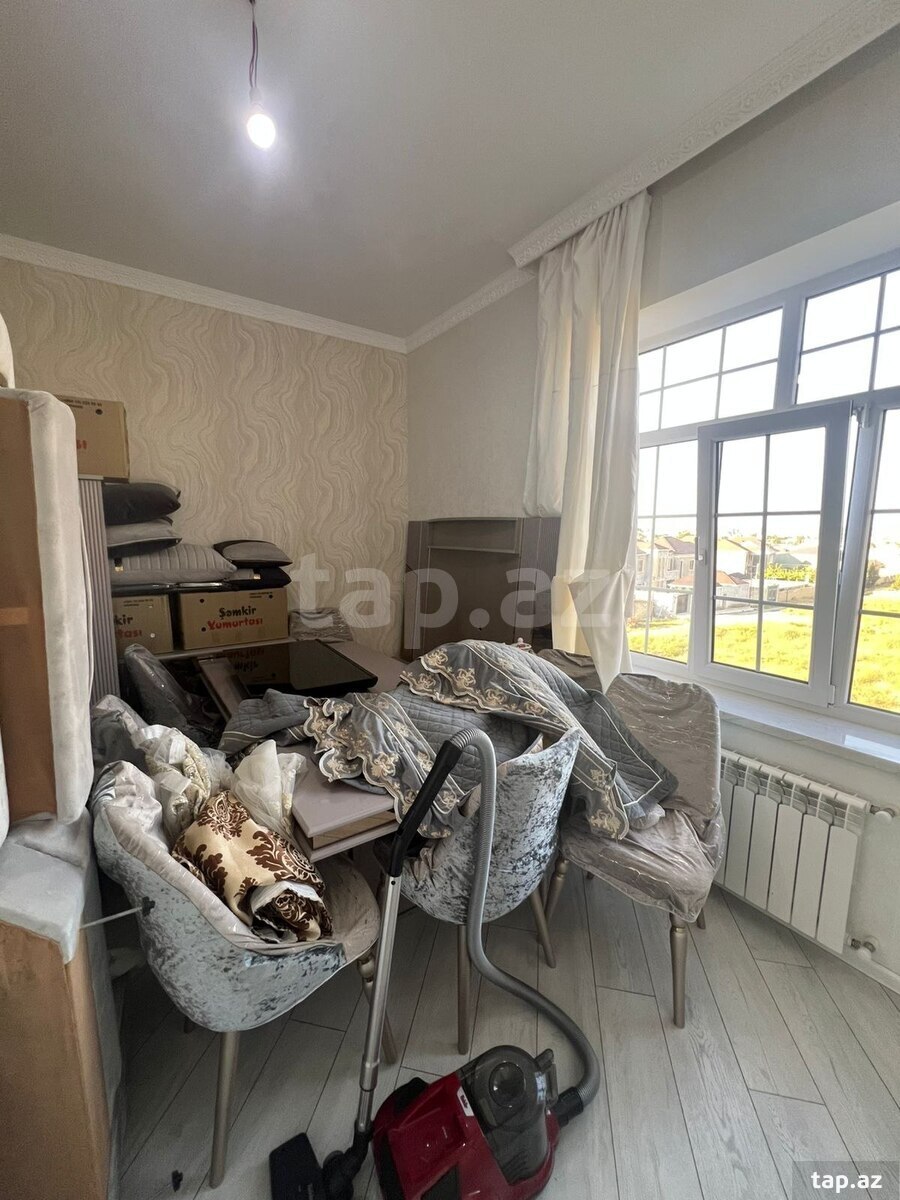 Villa, Saray qəs. (16)