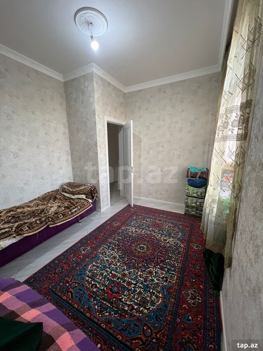 Villa, Saray qəs. (21)