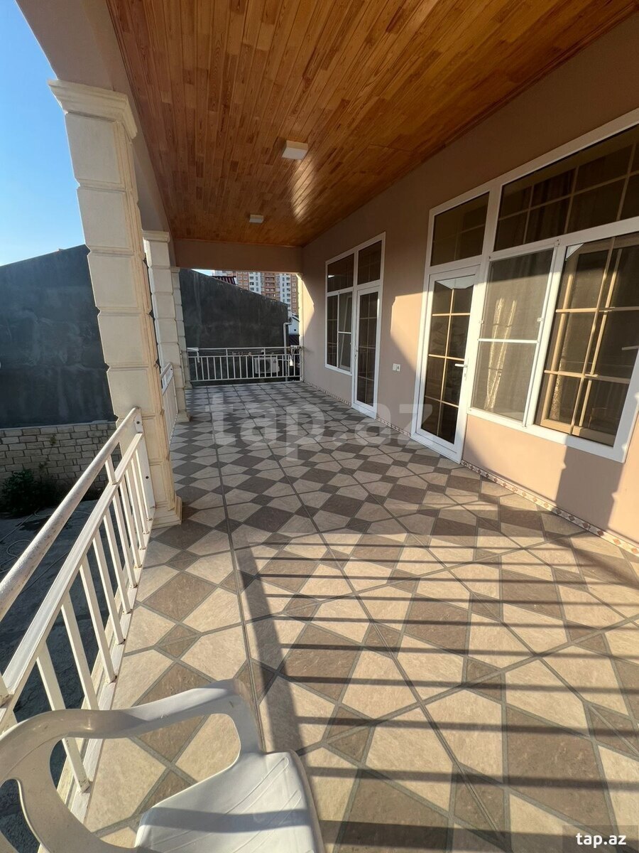 Villa, Saray qəs. (27)