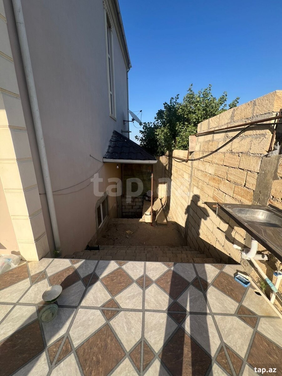 Villa, Saray qəs. (36)