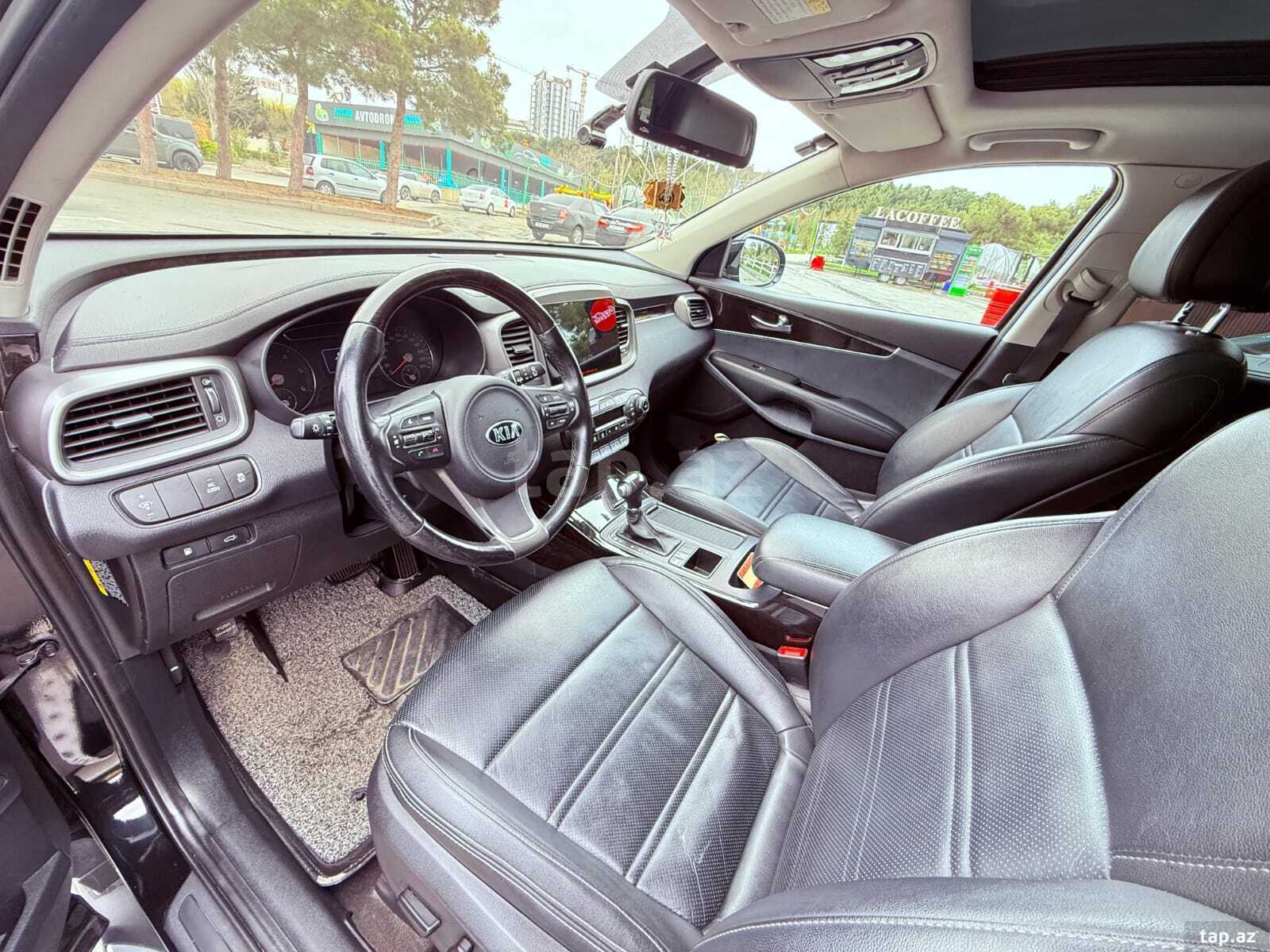 KIA Sorento, 2015 il (11)