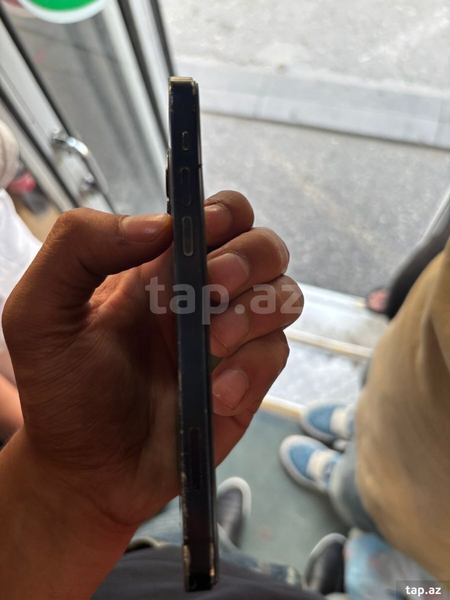 Apple iPhone 12 Blue 64GB/4GB (4)