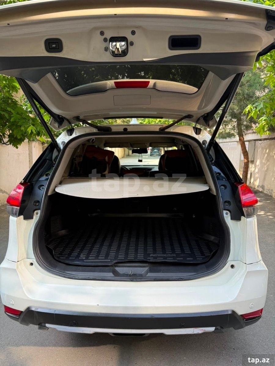 Nissan X-Trail, 2019 il (3)