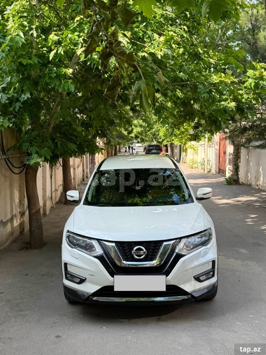 Nissan X-Trail, 2019 il (2)