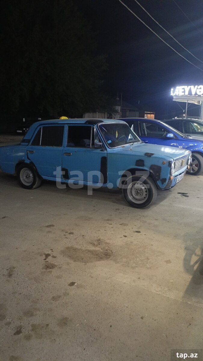 LADA (VAZ) 21011, 1983 il (3)