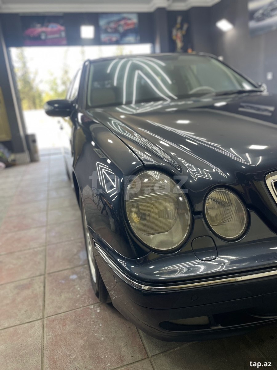 Mercedes E 320, 2000 il (4)