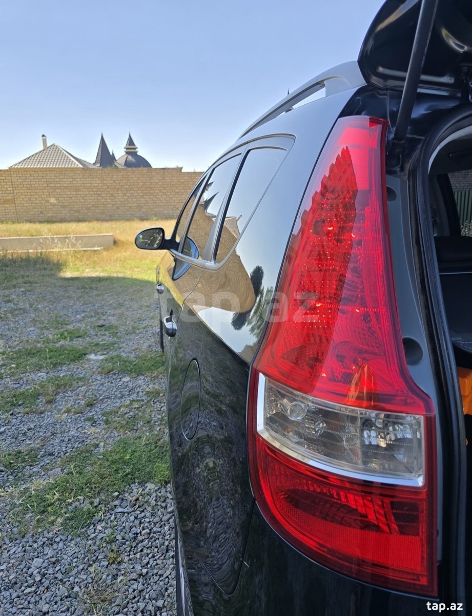 Hyundai i30, 2009 il (10)