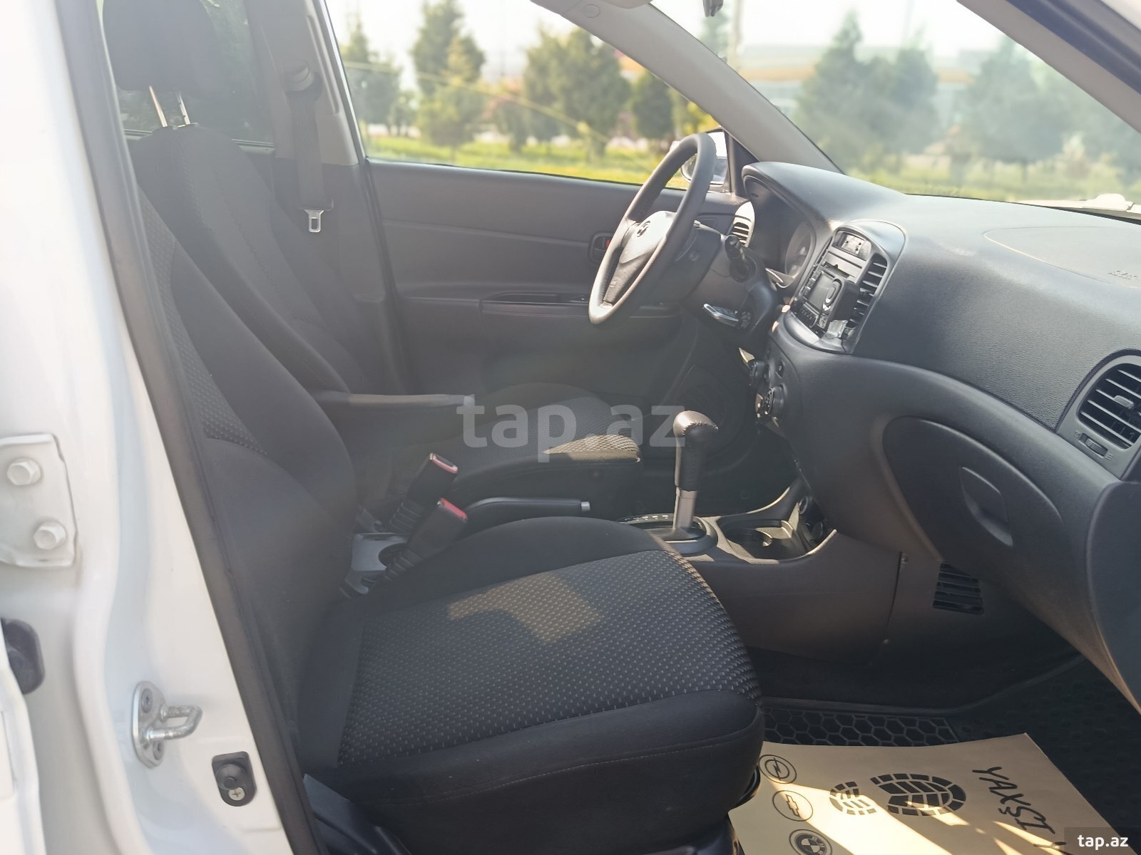 Hyundai Accent, 2009 il (21)