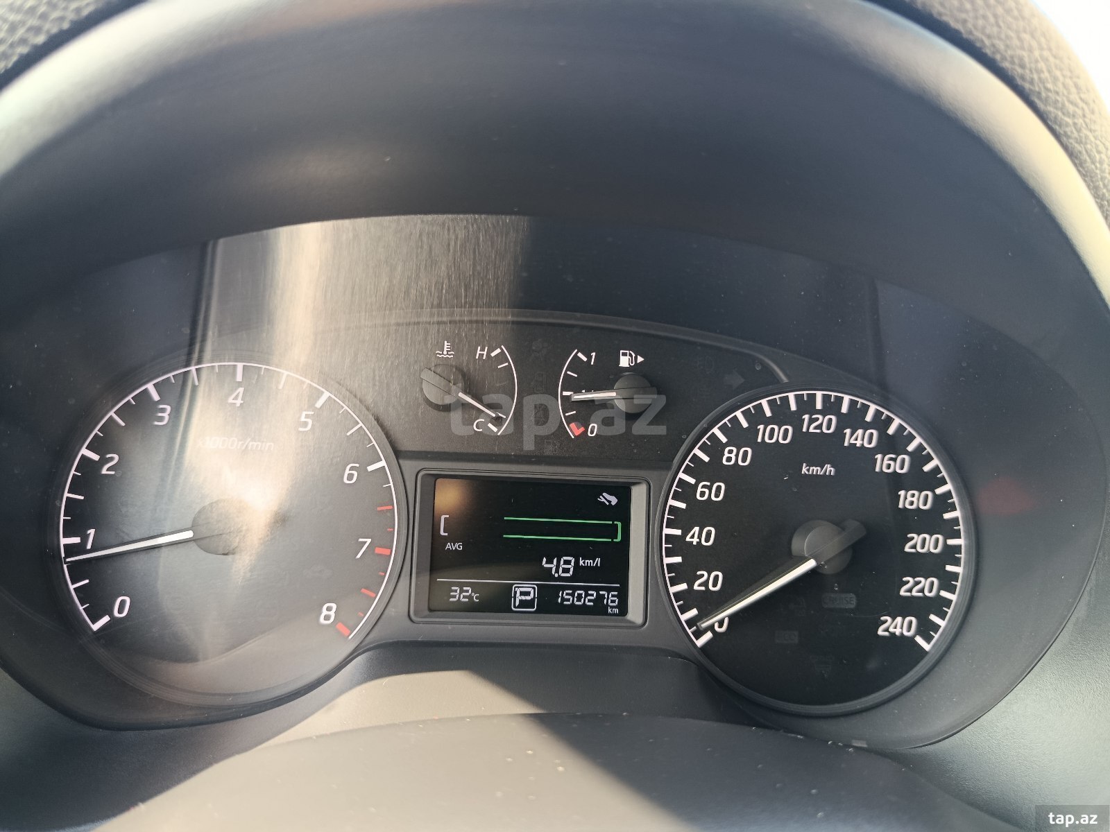 Nissan Tiida, 2013 il (13)