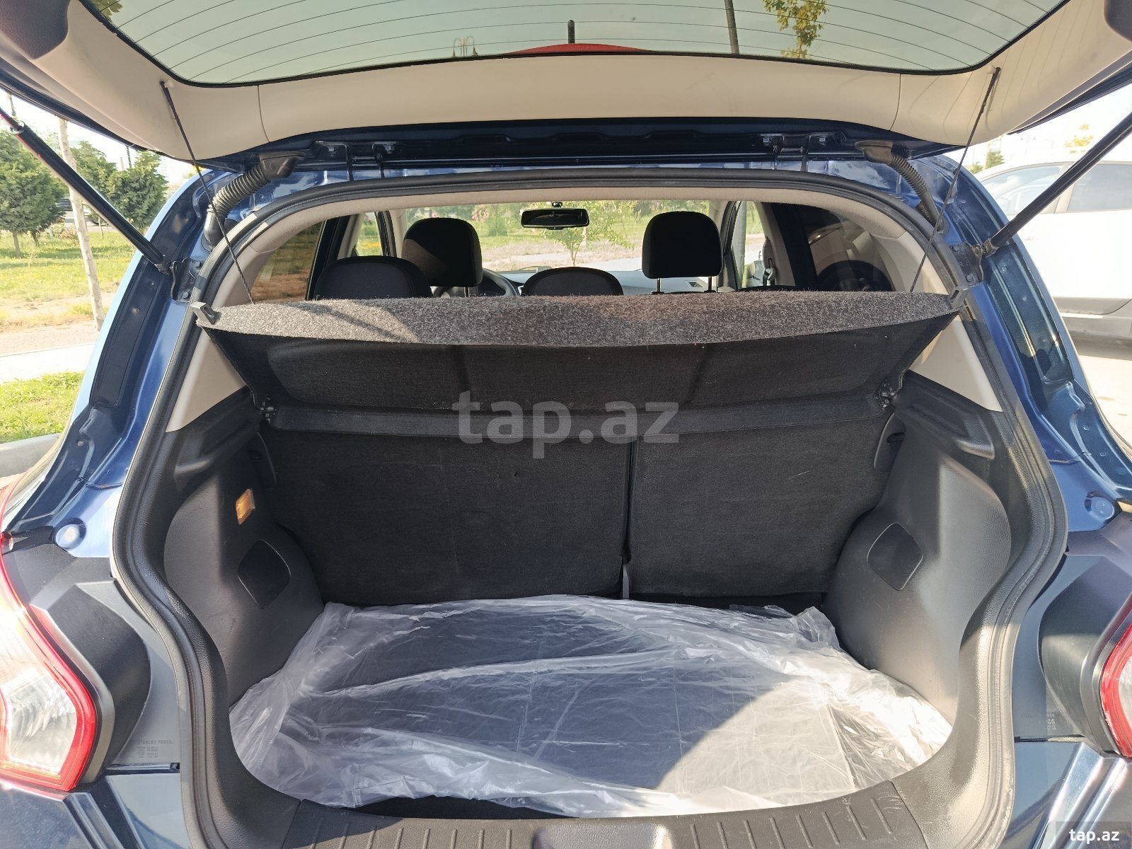 Nissan Tiida, 2013 il (16)