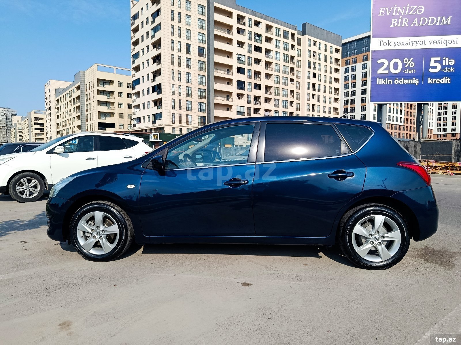 Nissan Tiida, 2013 il (5)