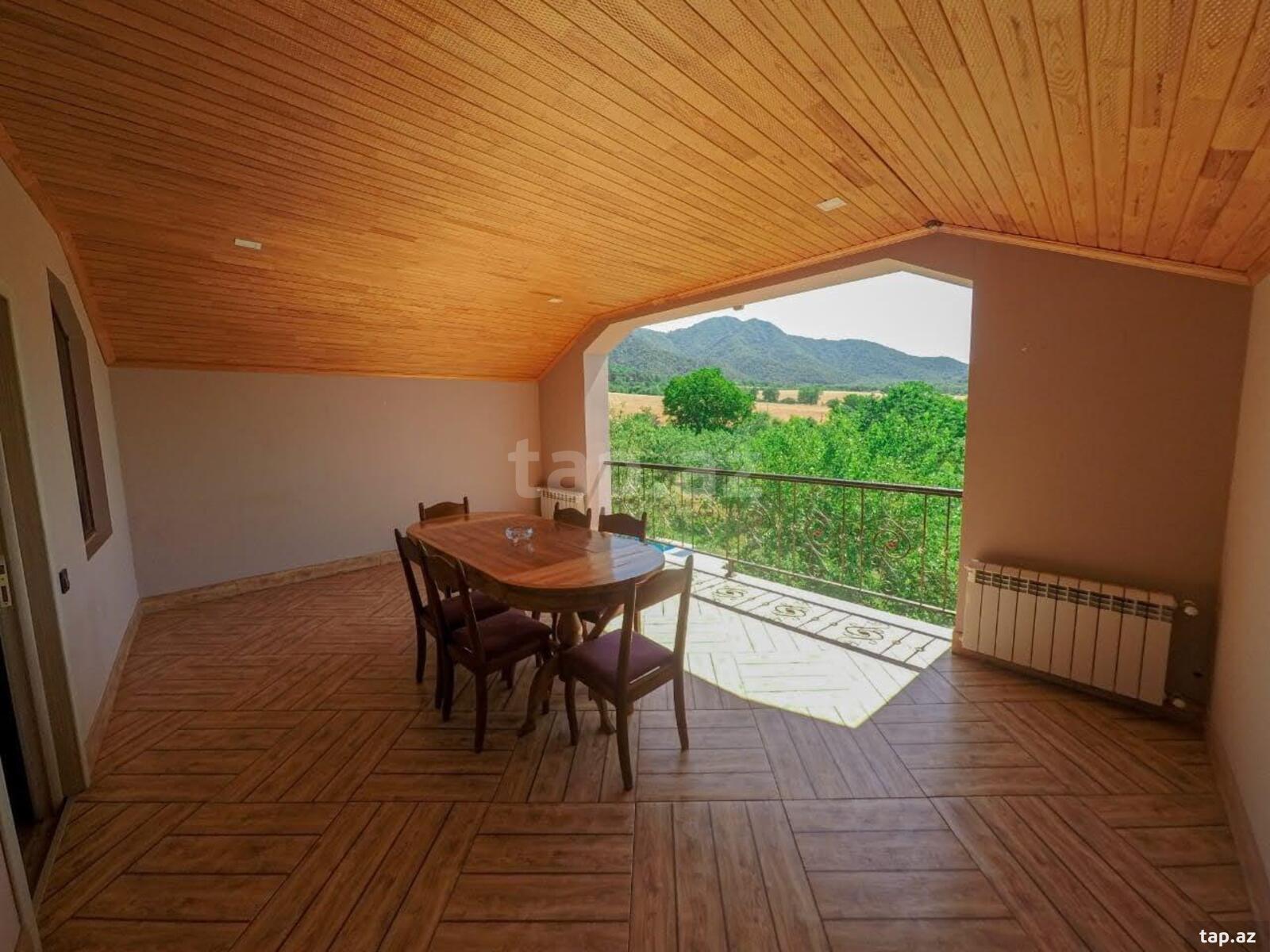 Həyət evi kirayə verilir, Qəbələ r. (3)