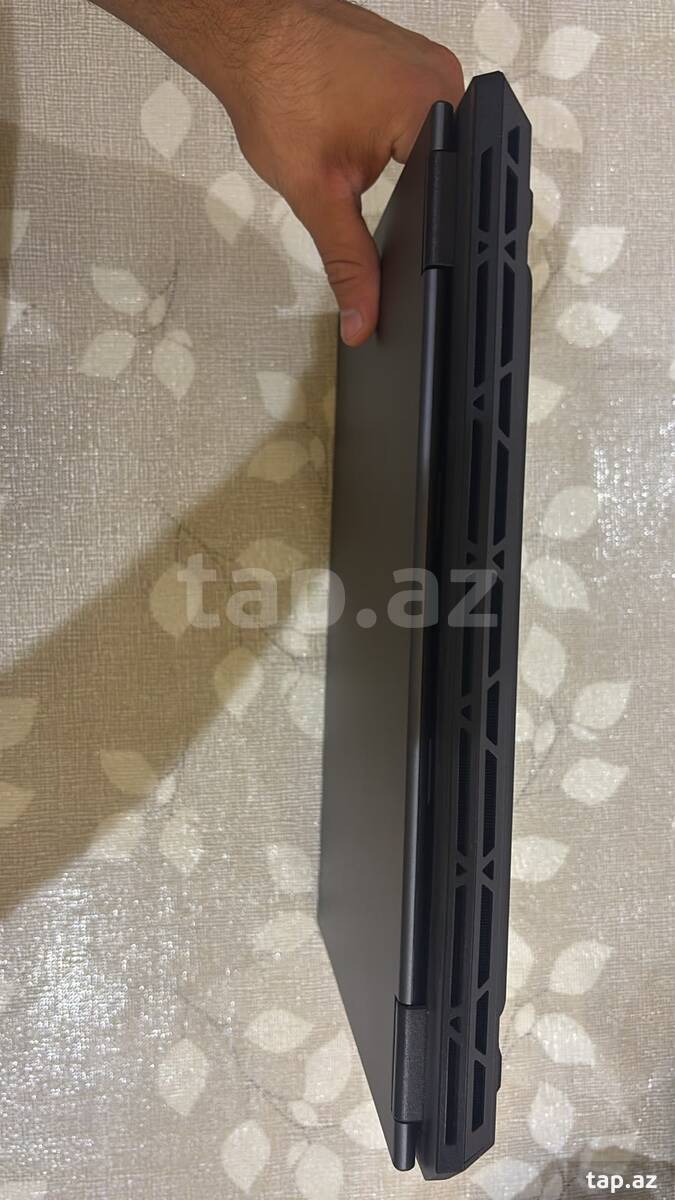 Asus RTX5060lı Gaming laptop (4)