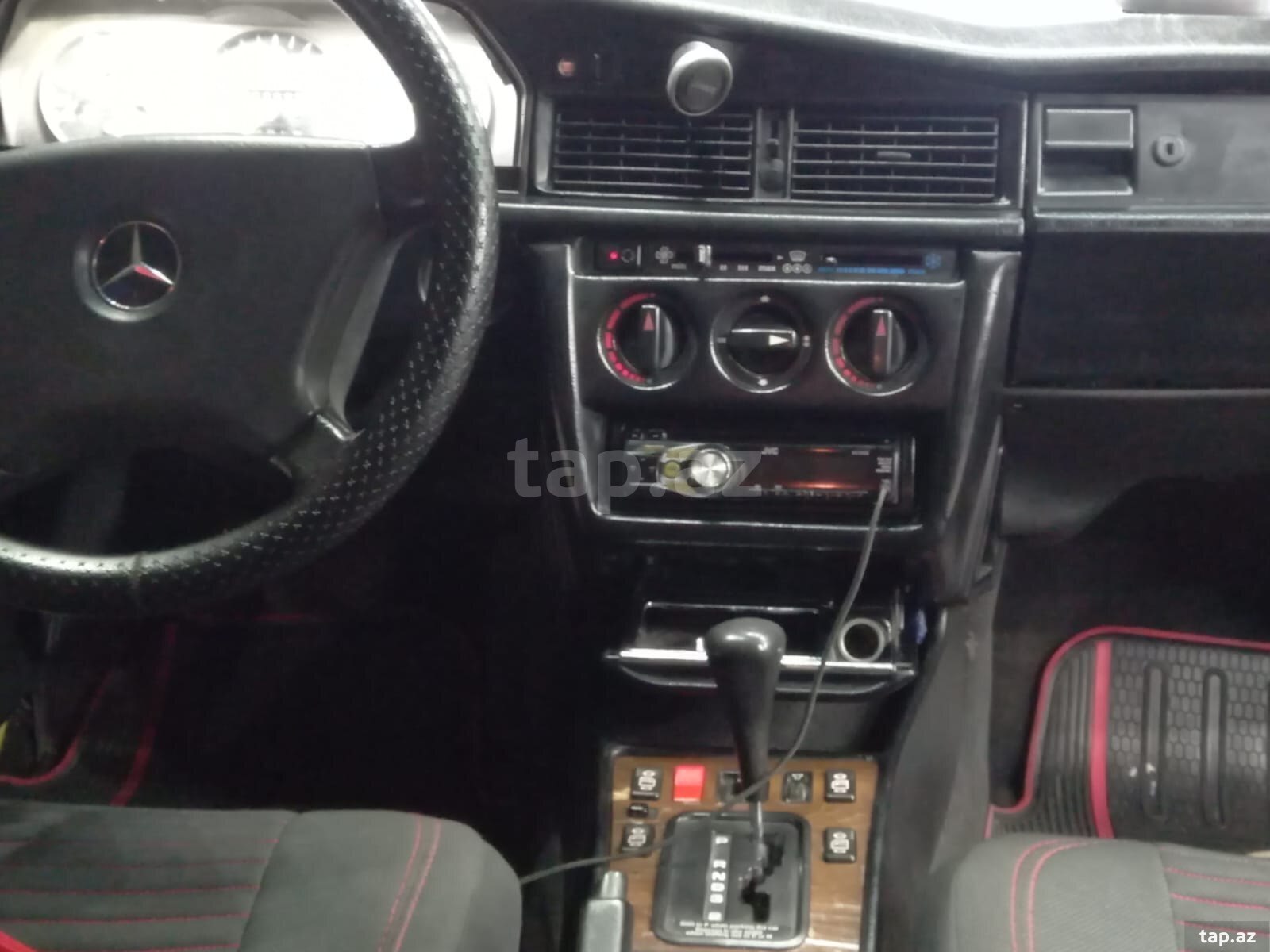 Mercedes 190, 1990 il (10)