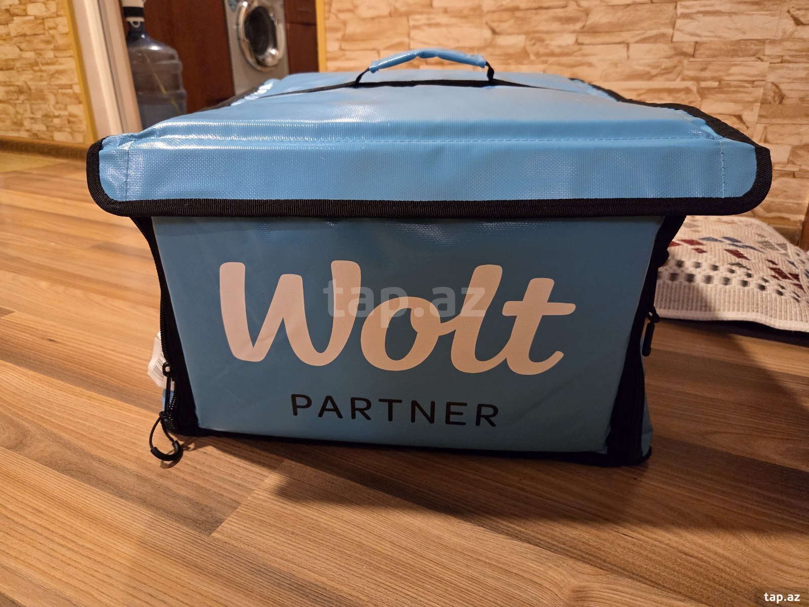 Wolt çantası