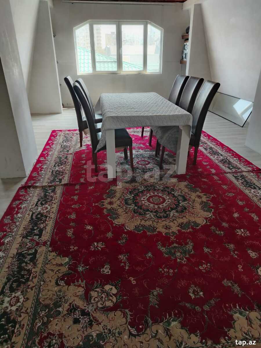 Həyət evi, İnşaatçılar m.