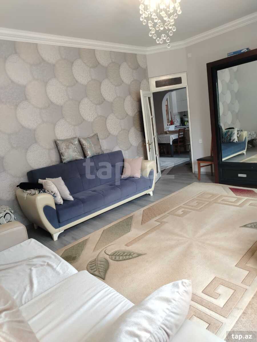 Həyət evi, İnşaatçılar m. (6)