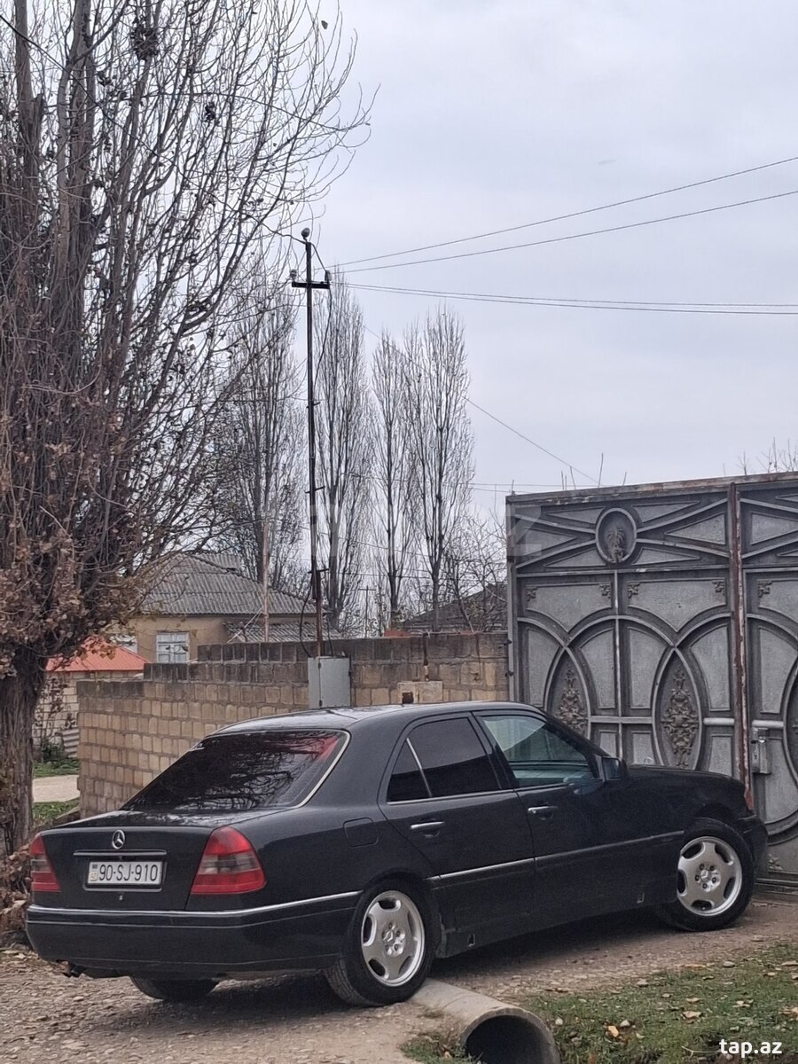 Mercedes C 280, 1995 il (6)