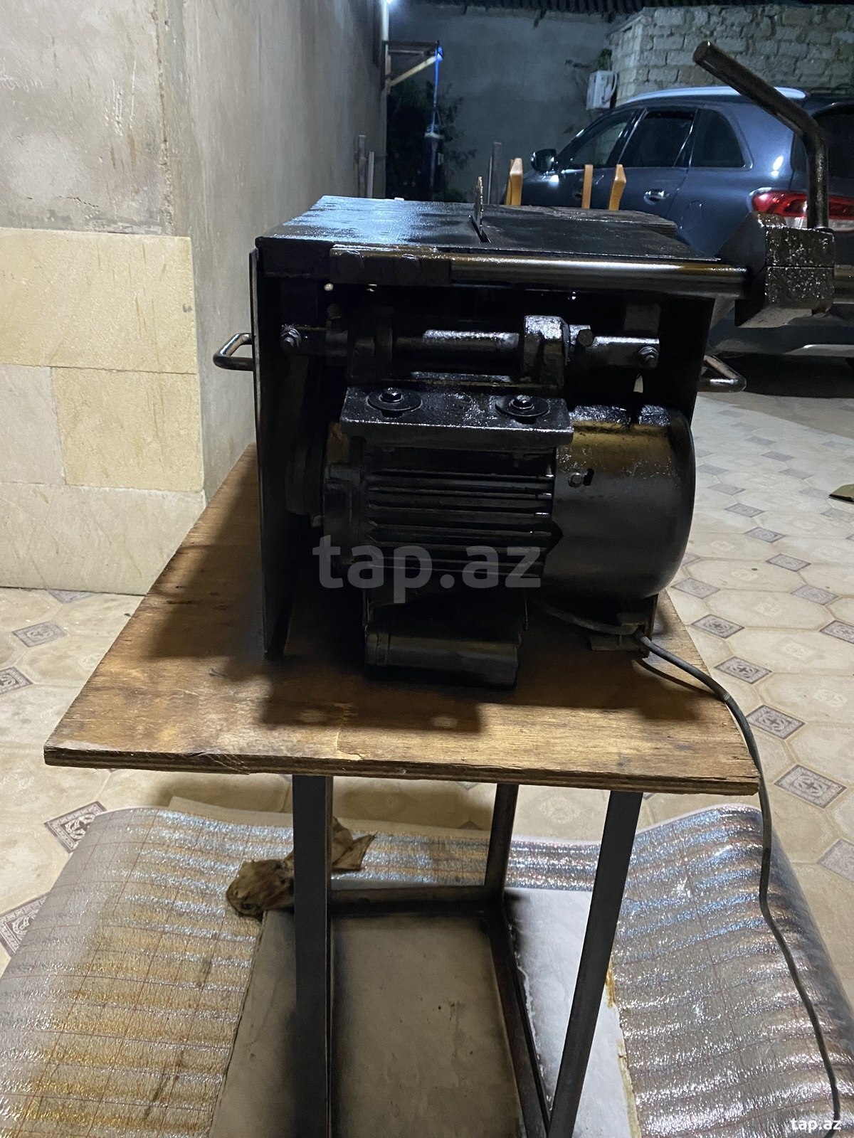 Taxta kəsmə dəzgahı (2)