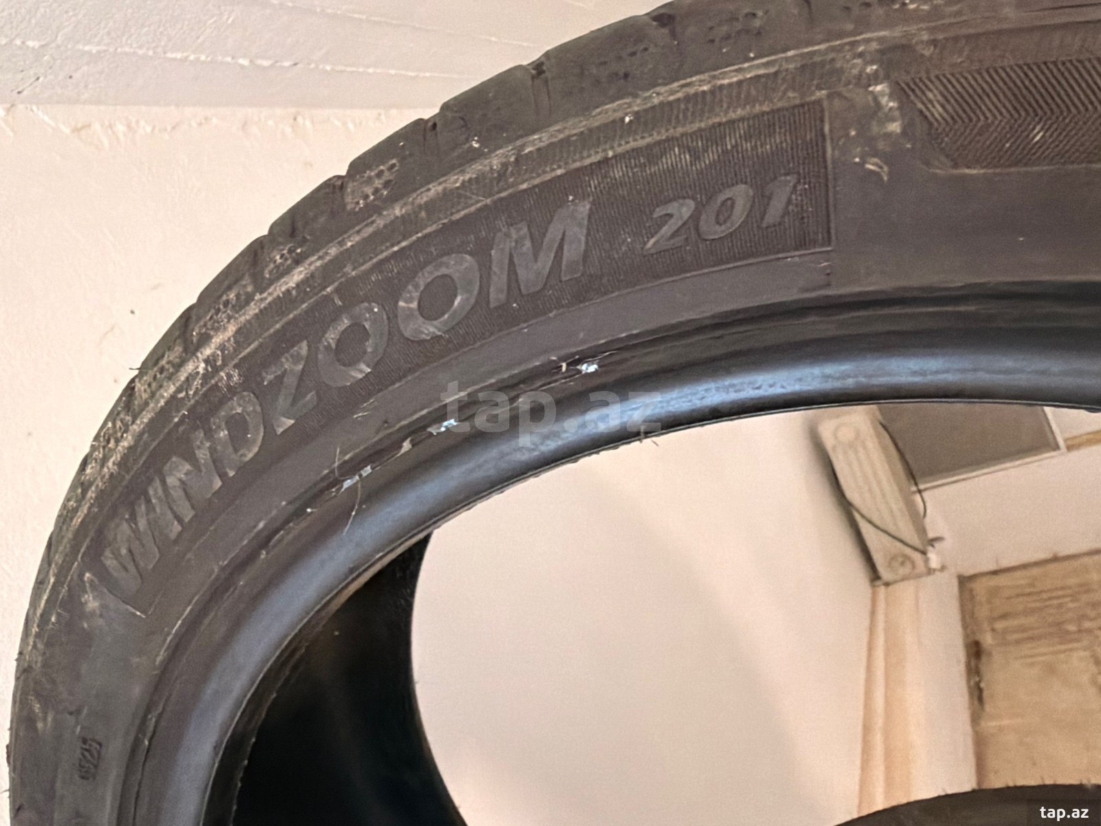 Şinlər 225/45 R18 (3)