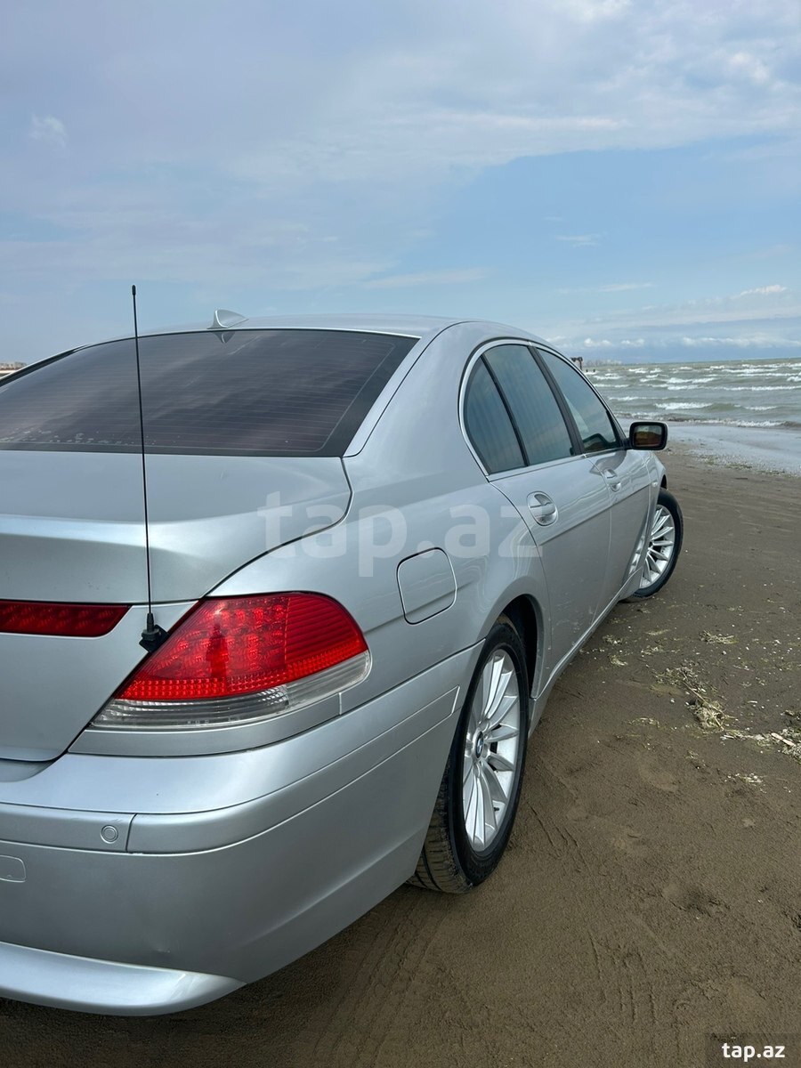 BMW 735, 2002 il