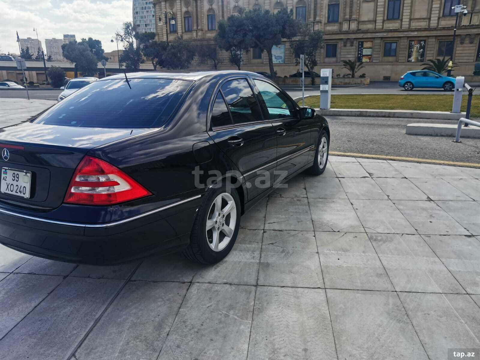 Mercedes C 230, 2005 il (2)