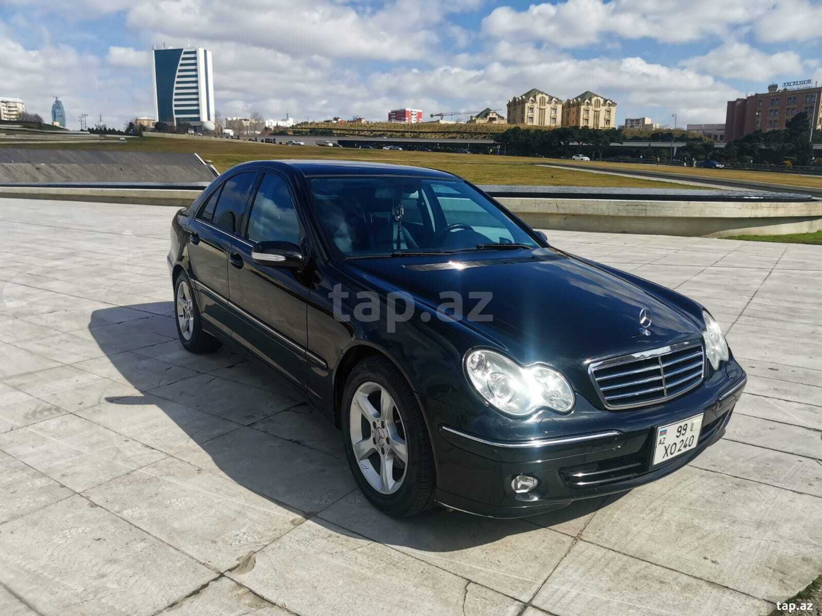 Mercedes C 230, 2005 il (8)