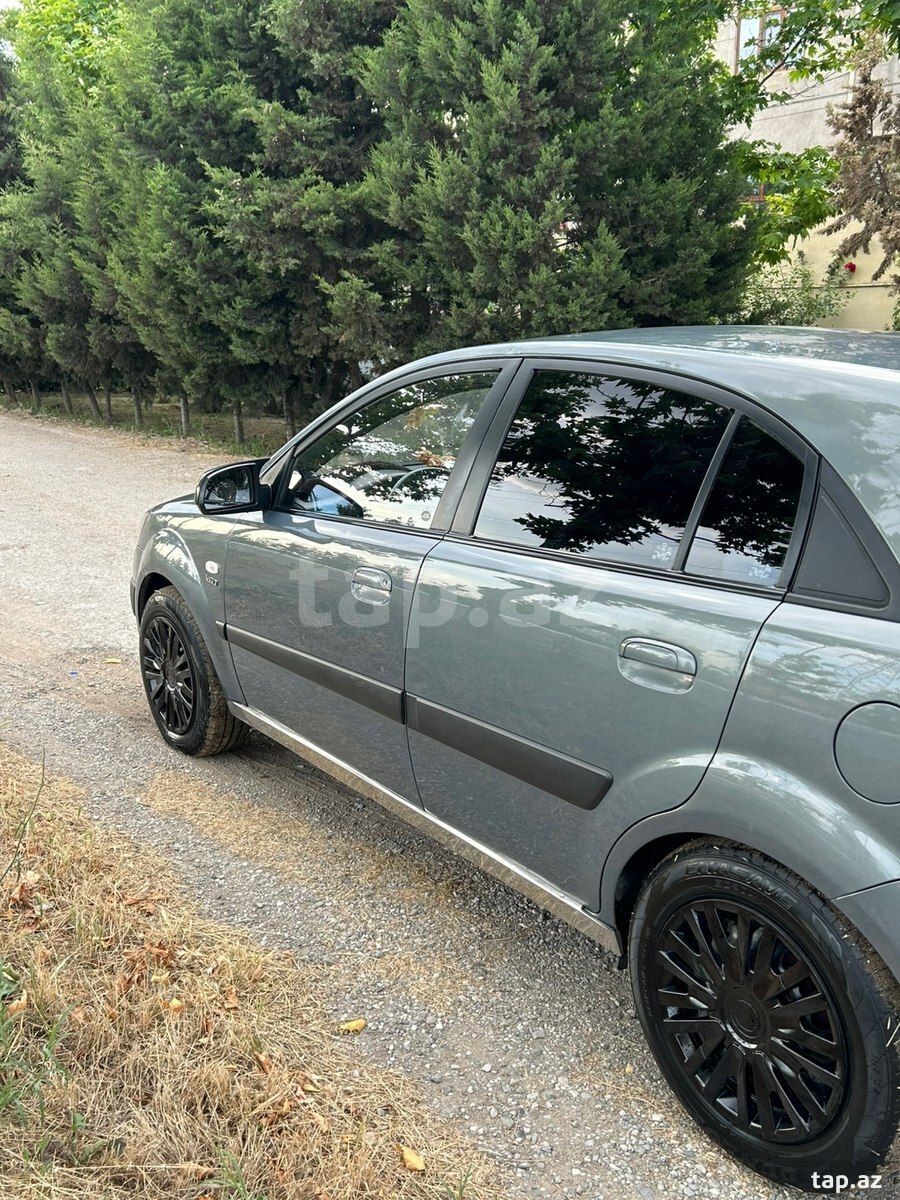 KIA Rio, 2007 il (5)