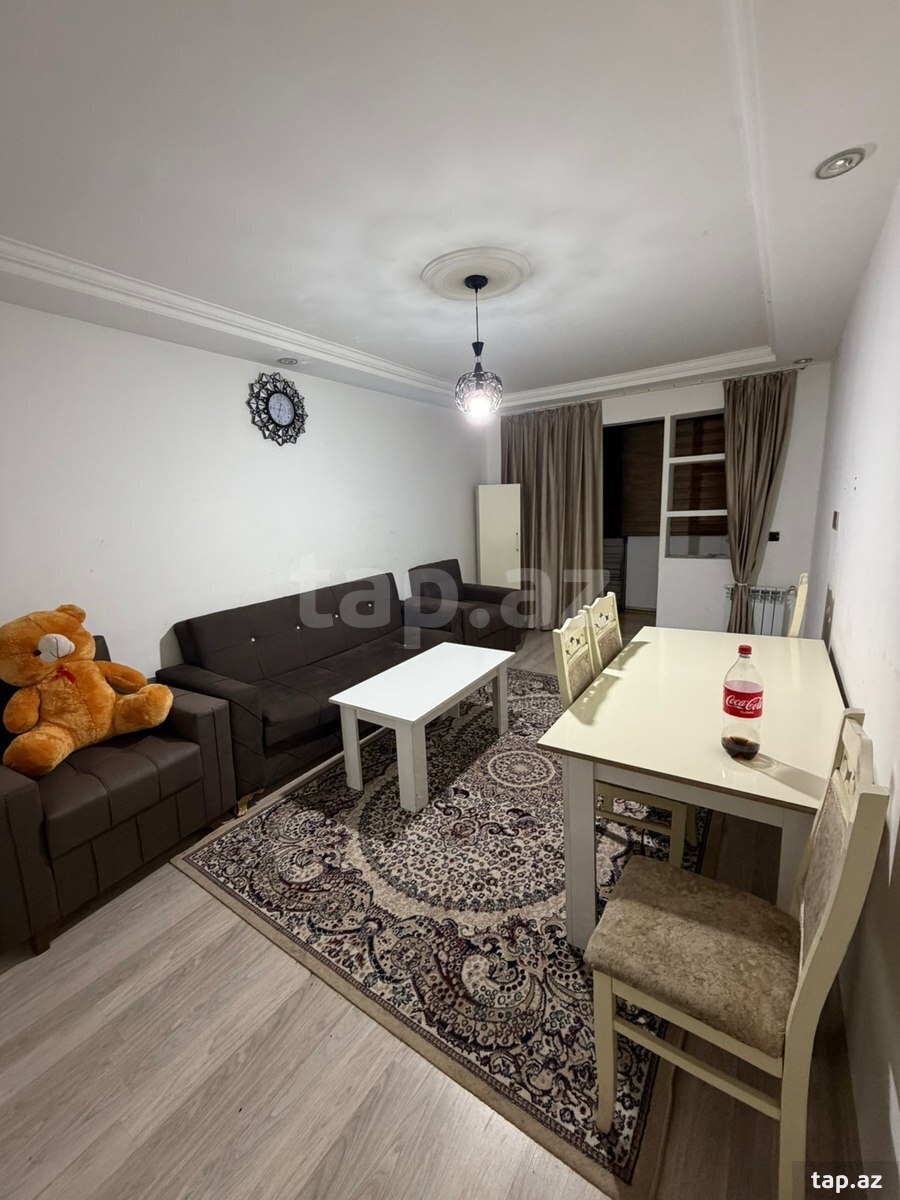 2-otaqlı mənzil kirayə verilir, Gəncə ş., 32 m²