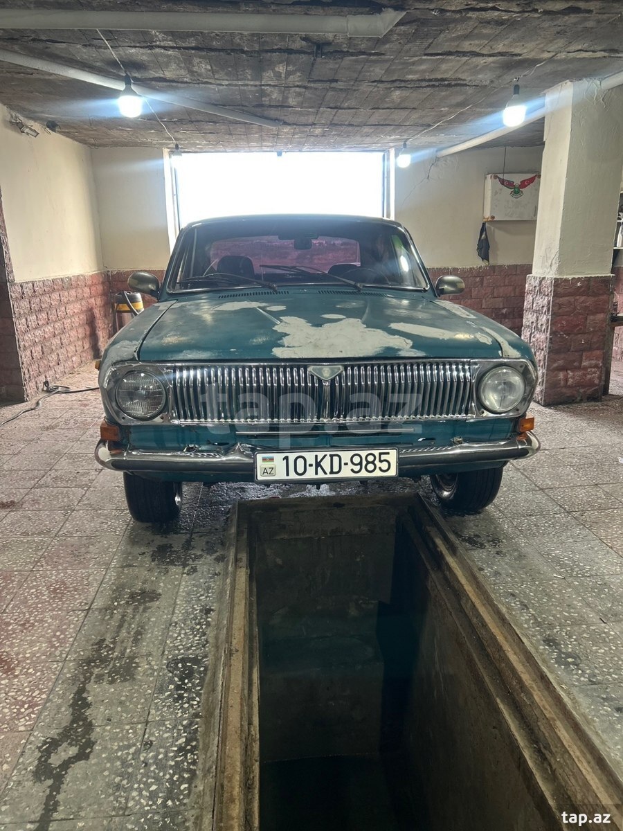 GAZ 24, 1977 il (2)