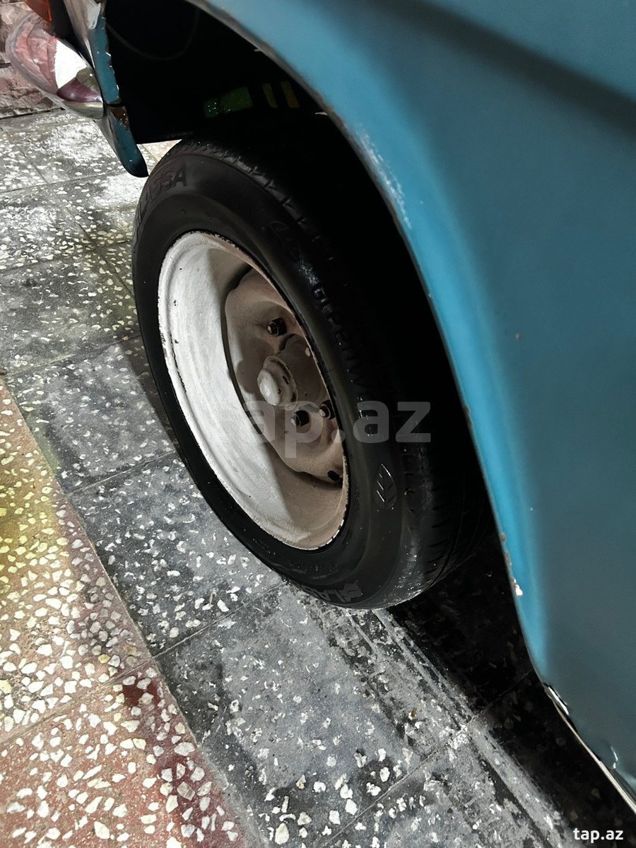 GAZ 24, 1977 il (16)