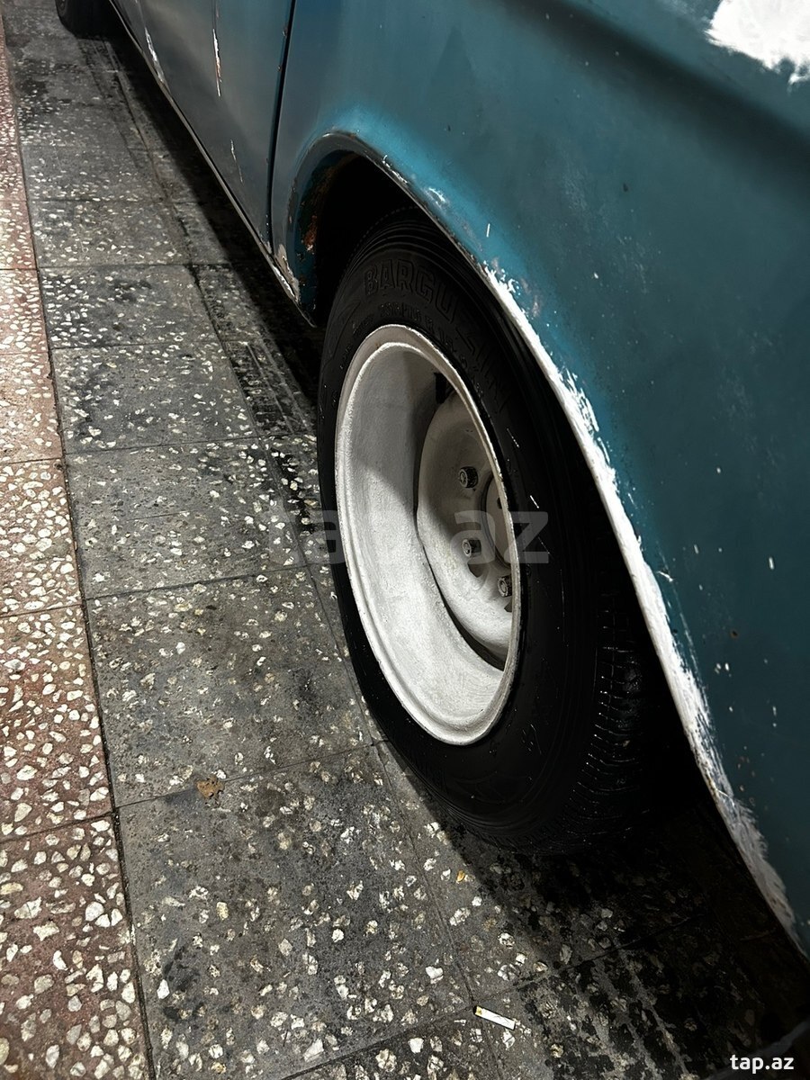 GAZ 24, 1977 il (15)